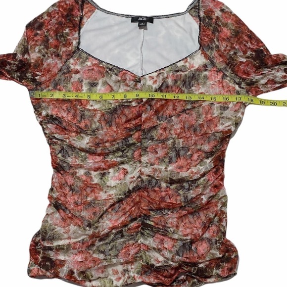 Agb Long Sleeve Printed Sweetheart Neckline Blouse - Picture 7 of 12